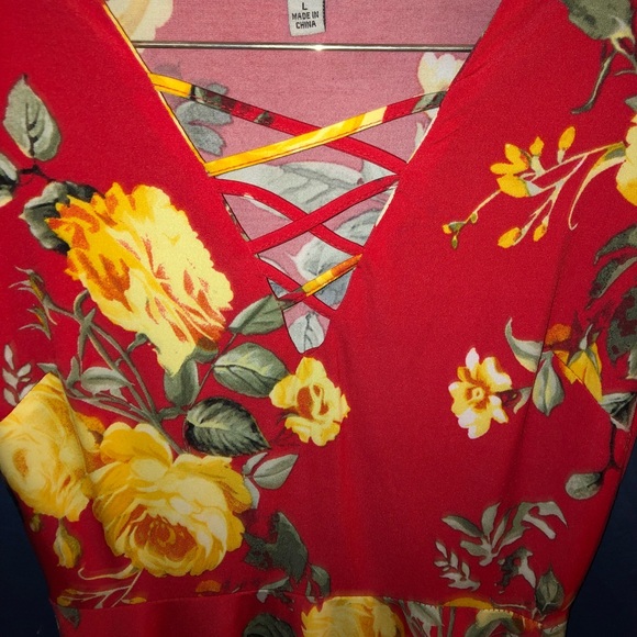 Red and yellow floral cross cross low cut dress - Picture 3 of 3
